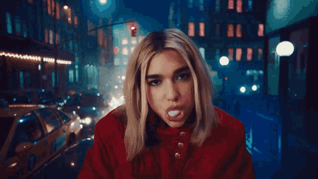 Dua Lipa: la respuesta era sí - Página 15 136-D2-E7-C-D5-EA-4-EAF-8731-0-C053-E6-D2-FDE