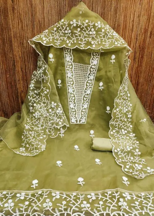 Women Mhendi Embroidered Organza Suits & Dress Materials
(R117)