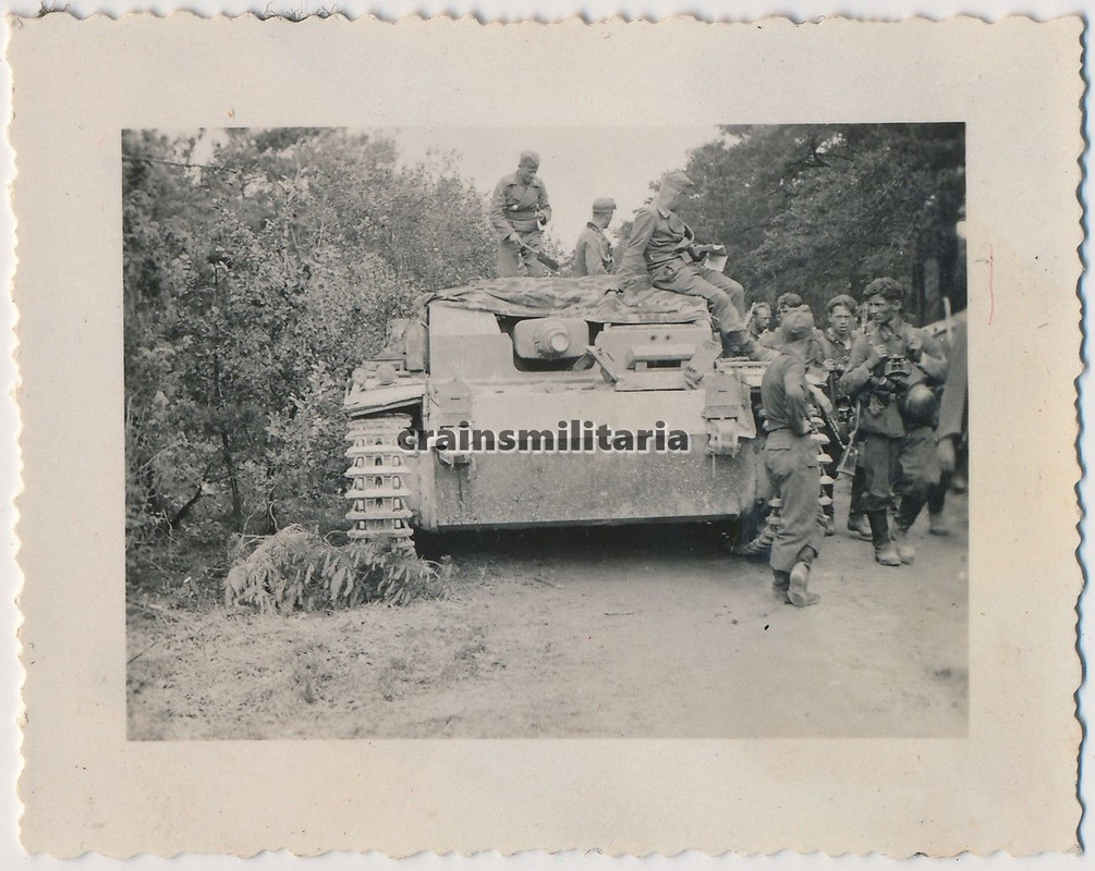 Orig. Foto Vormarsch StuG III Sturmgeschütz a.d.