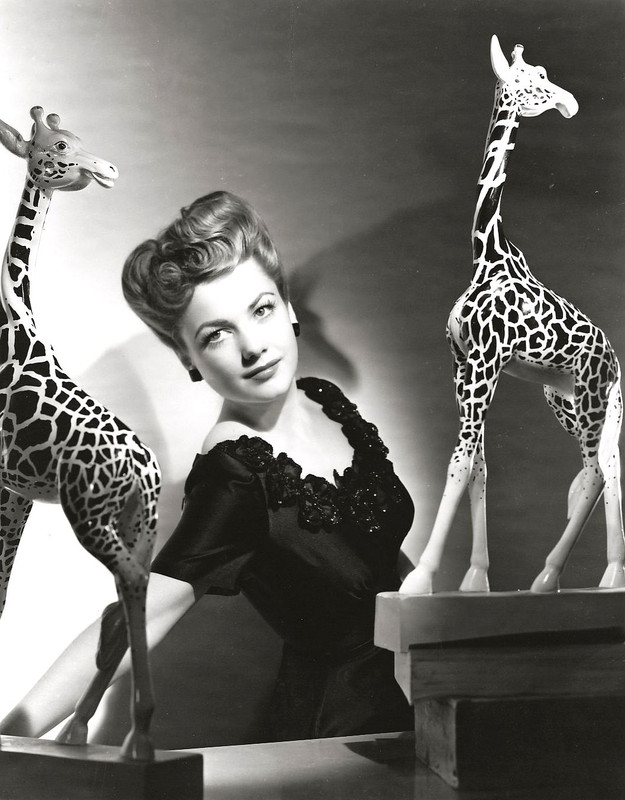 Anne_Baxter_a98