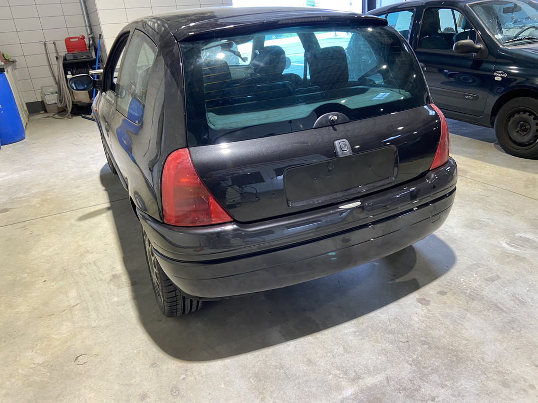 3D5FC9C2-5F50-4E94-A523-D05A3B8A99E1