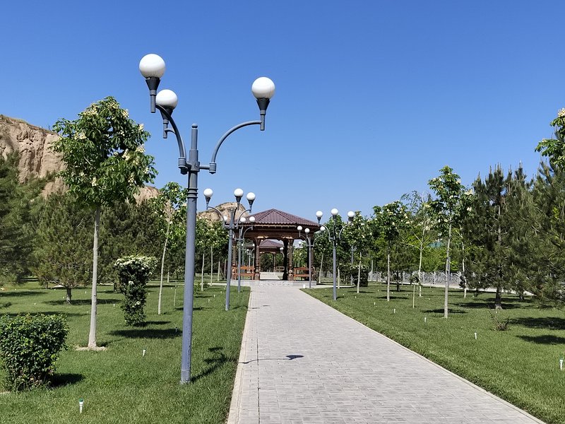 https://i.postimg.cc/kXKMnB58/004-IMG-20230420-103708.jpg