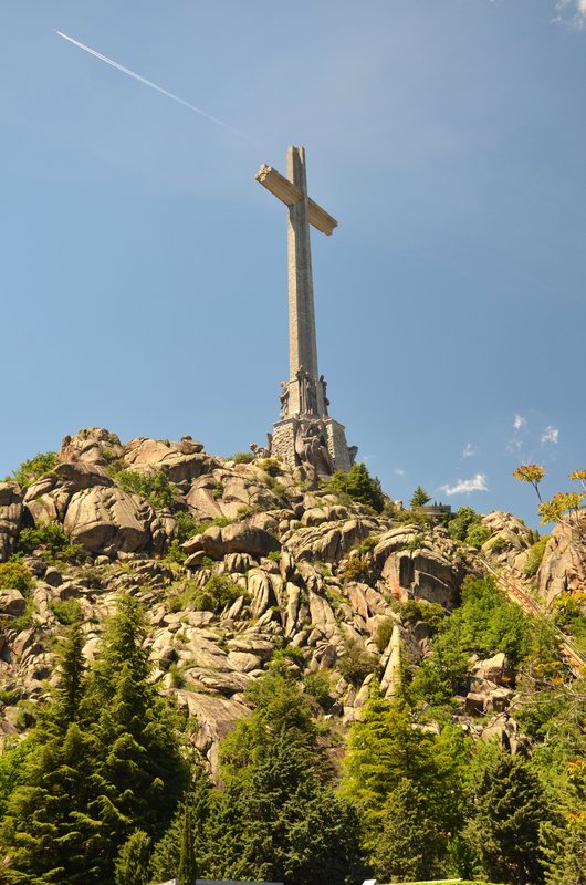 VALLE DE LOS CAIDOS-1980/2016-MADRID - Paseando por España-1991/2016 (4)