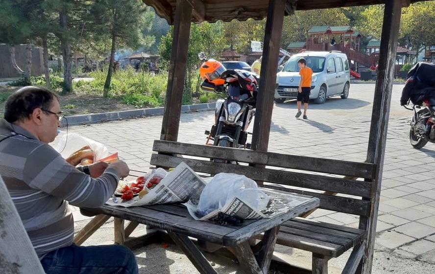 ktm1.jpg