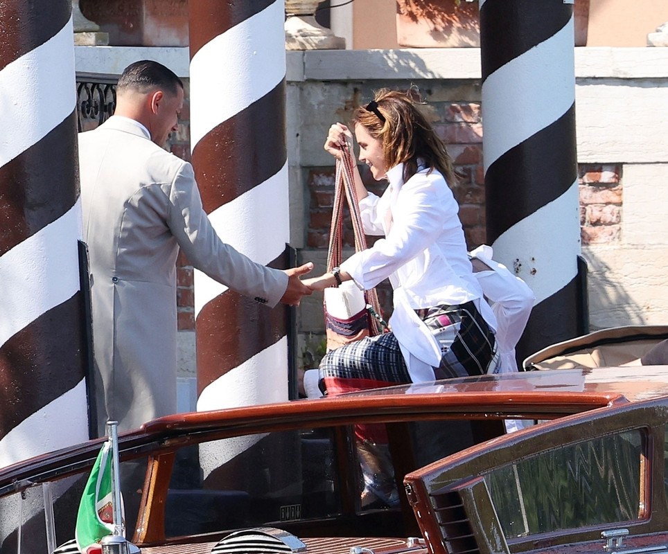 emmawatson-photogallery.blogspot.com (50)