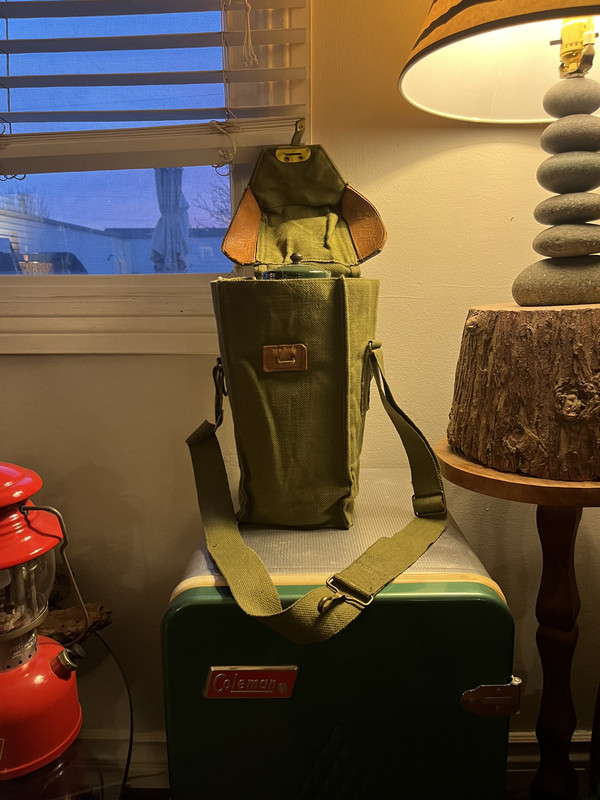 D6A7961B-0B62-4D4D-8381-3A1CCABBF500