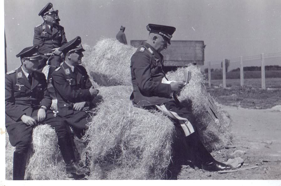 Request for Identification of Generals and Admirals - Page 859 ...