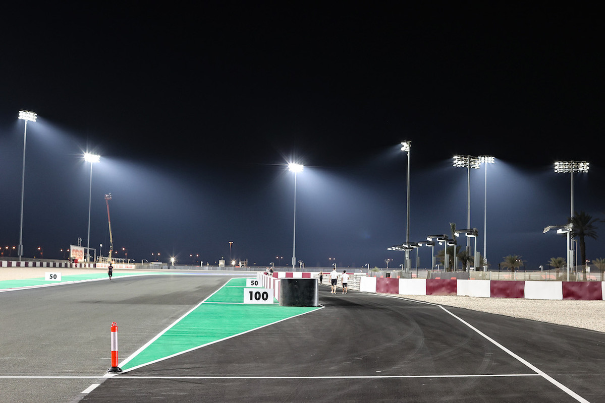 [Imagen: f1-gp-qatar-giovedi-track-walk-210.jpg]