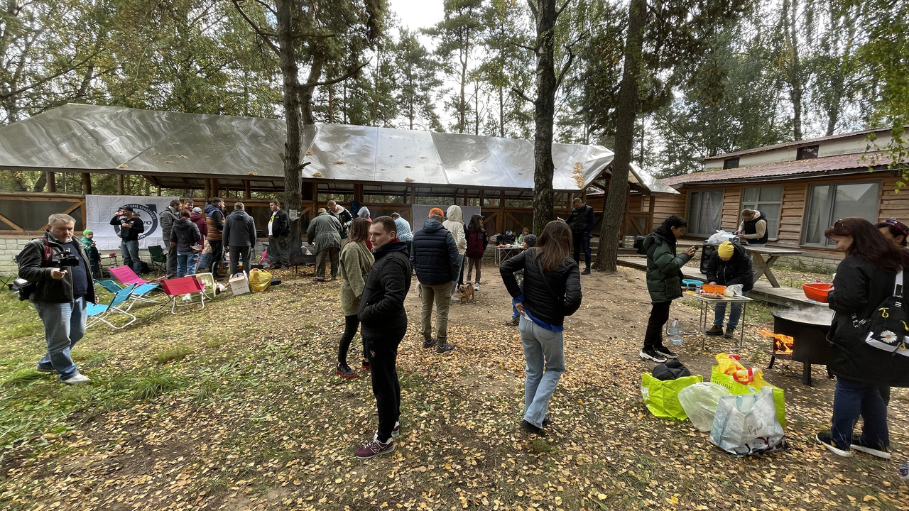 40711550-A609-4897-A4BB-19584A561482