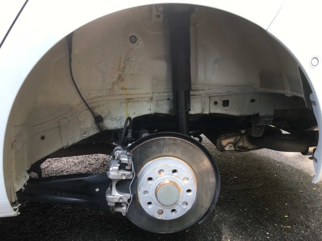 09647E55-1913-49BA-8D80-92ED17CF1B5D