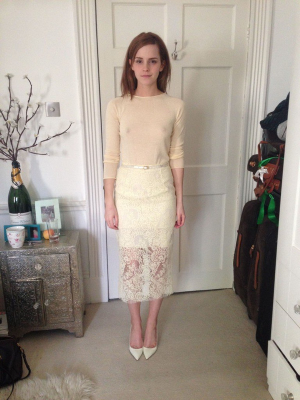 [Image: Emma-Watson-See-Through-768x1024.jpg]