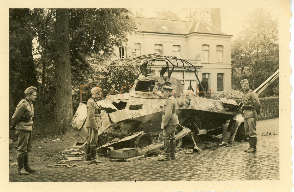 Panzer Tank Panzerspähwagen 6 Rad Kämpfe Foto