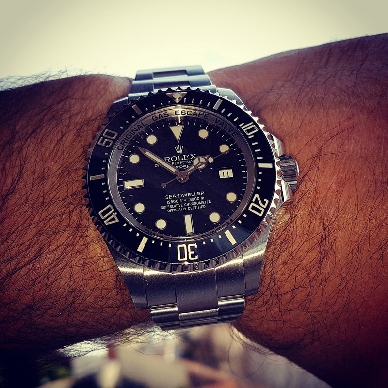 Rolex Sea-Dweller Deepsea 44mm 3900M Cal. 3135 Ref. 116660 (2)