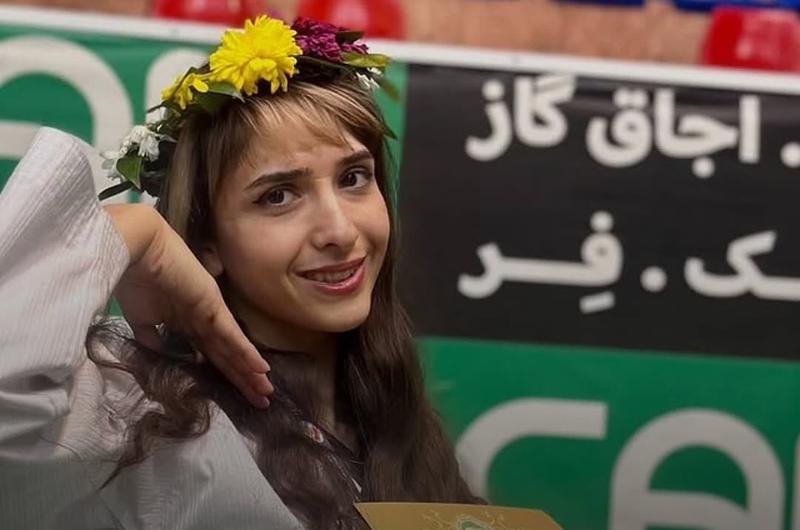 Арестуваха шампионка по таекуондо в Иран, защото се показа без забрадка