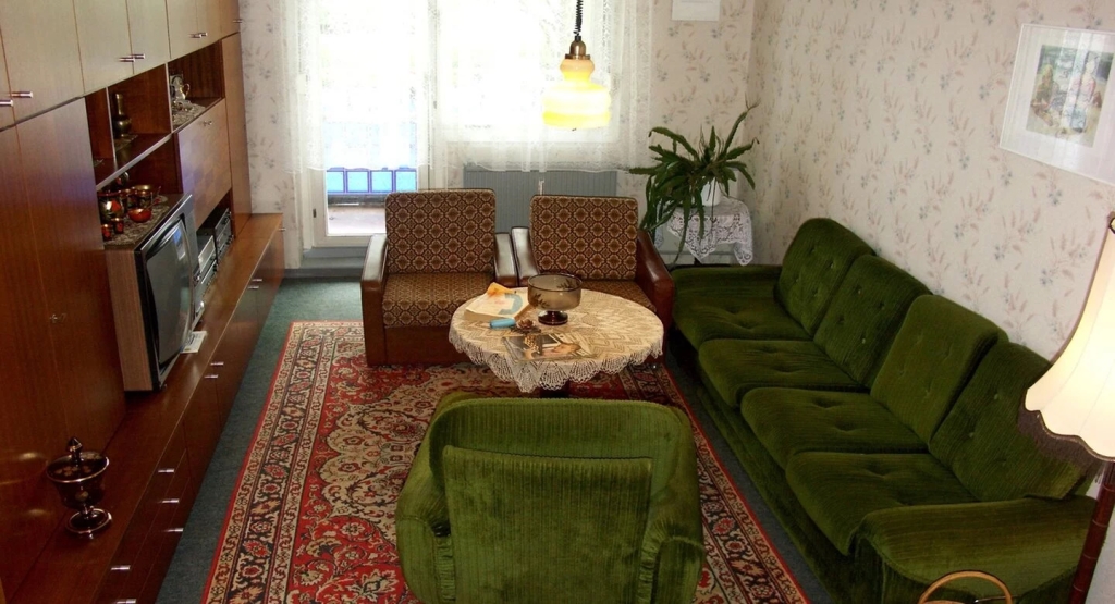 GDR apartment (1)