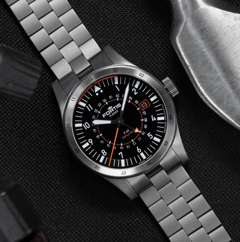 05C53432-3F2D-4F20-9815-0F26F425E0AB