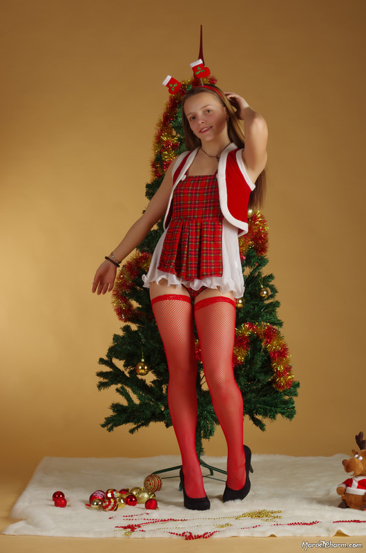 MarvelCharm_Nika-Christmas-038