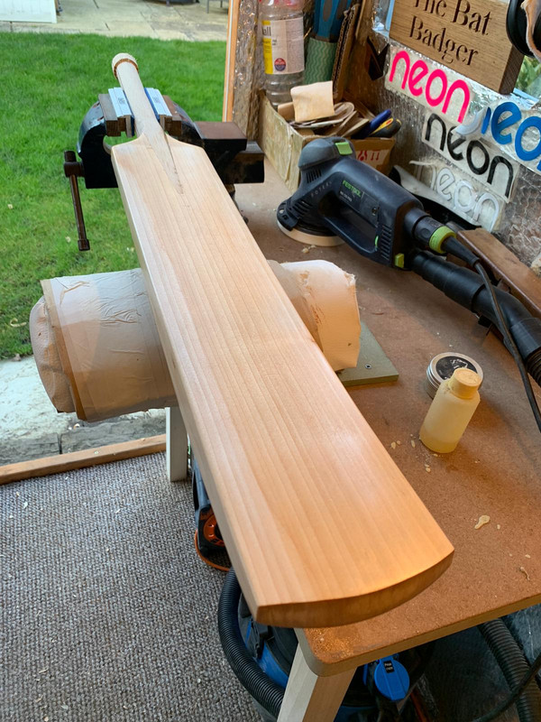 106FDC75-5CB3-4EE3-8622-6243E222786F