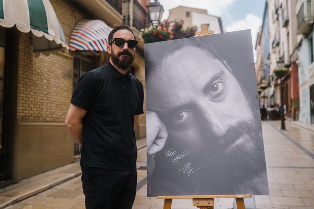 PABLO LARRAÍN RECIBE EL PREMIO CIUDAD DE HUESCA EN EL FESTIVAL INTERNACIONAL DE ESTA CIUDAD OSCENSE