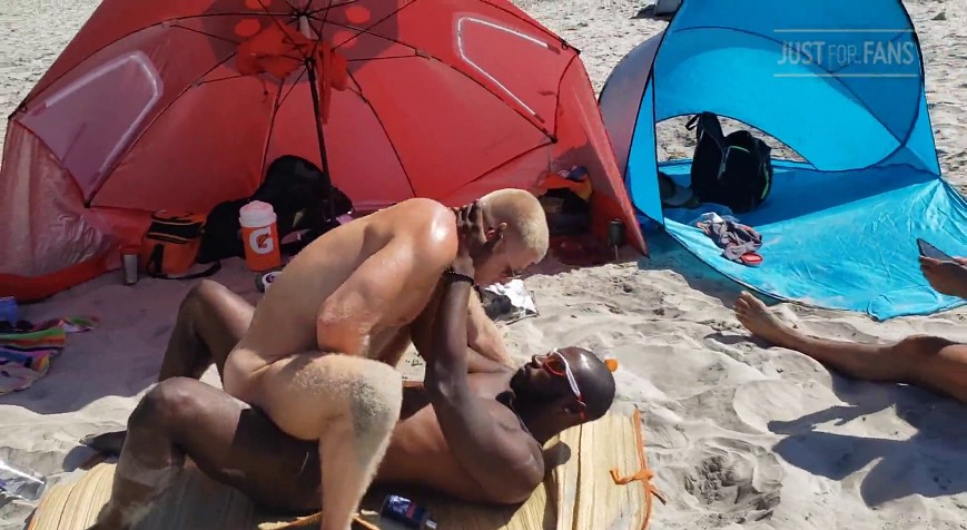 Beach Neighbor – Logan Stevens