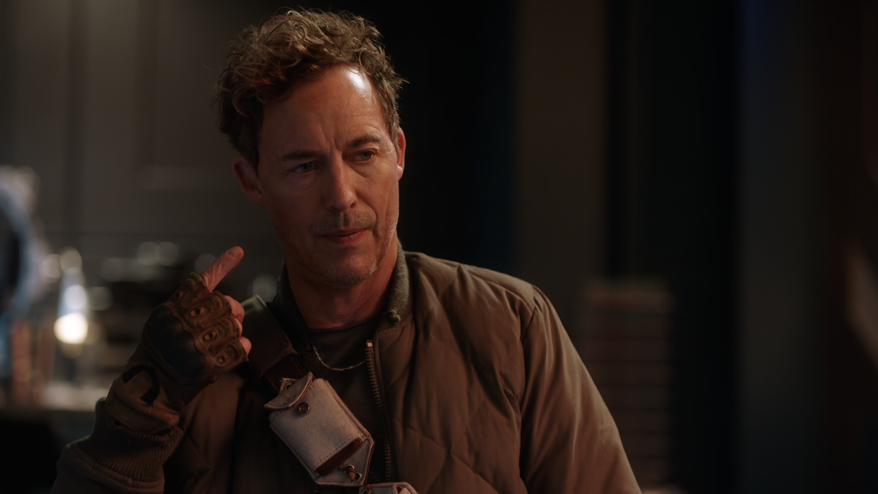 The.Flash.S06E15.The.Exorcism.of.Nash.Wells.1080p.10bit.AMZN.WEB-DL.AAC5.1.HEVC-Vyndros.mkv_snapshot