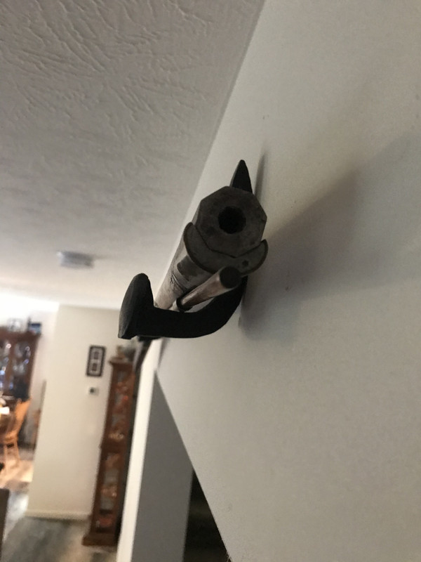 28E38923-CDF5-4FE6-A015-0674F72EDA5C