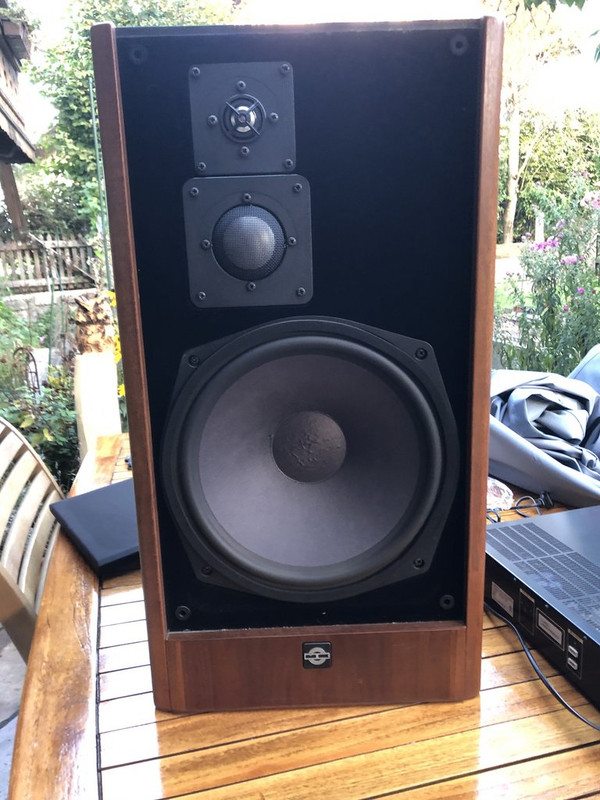 9C48E913-E929-4CBB-9AD2-F7481E4673D3