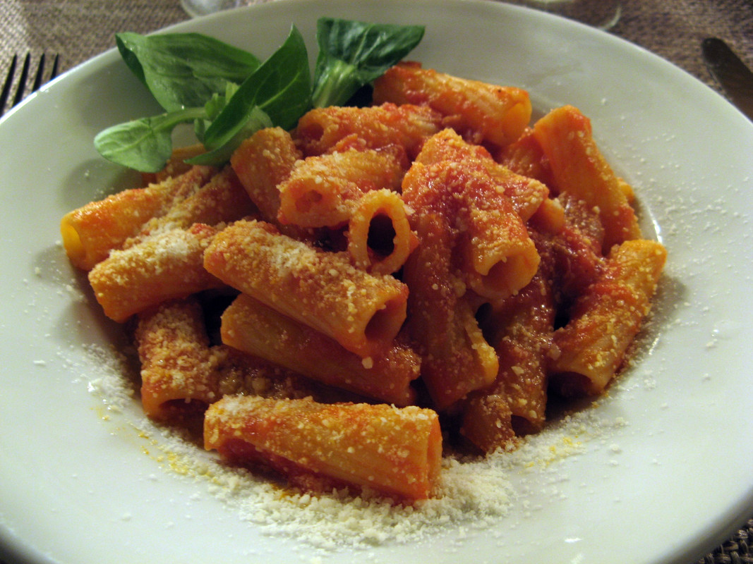 World Pasta Day 2022, l'amatriciana di chef Simone Lezzerini