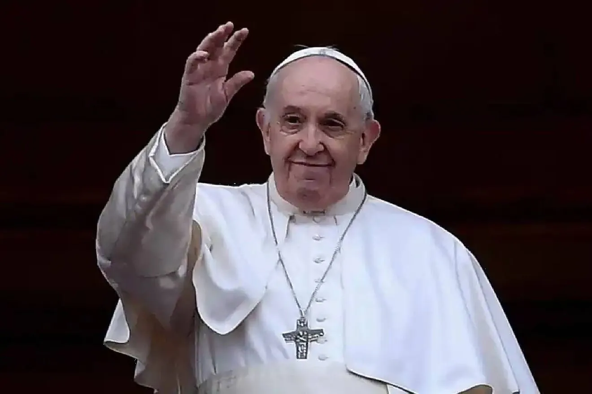 ¿El papa Francisco está delicado de salud; por qué ingresó al hospital?