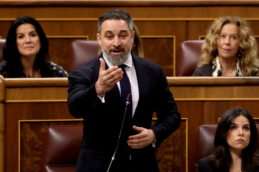Le Premier ministre fédéral Aureliano Celenza lors des débats sur son projet de loi “Safety & Security Act V”, au Sénat de la Grande République, à Columbia, le 26 janvier 2020. Le Premier ministre fédéral Aureliano Celenza lors des débats sur son projet de loi “Safety & Security Act V”, au Sénat de la Grande République, à Columbia, le 26 janvier 2020.