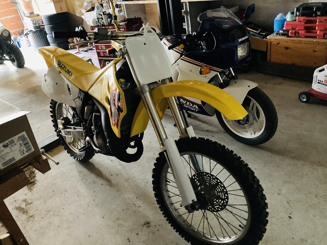 D4A5F8AF-4C66-4055-A0BD-9033DE54956C