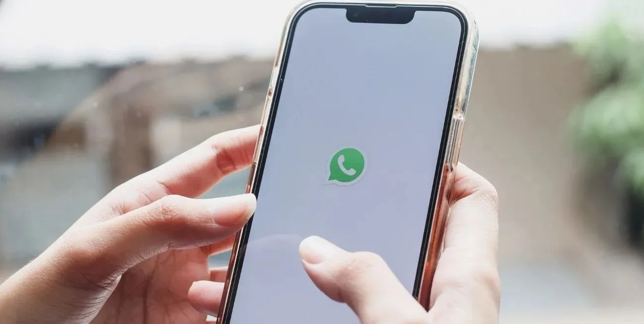 Truco de WhatsApp para eliminar la nueva pestaña Novedades