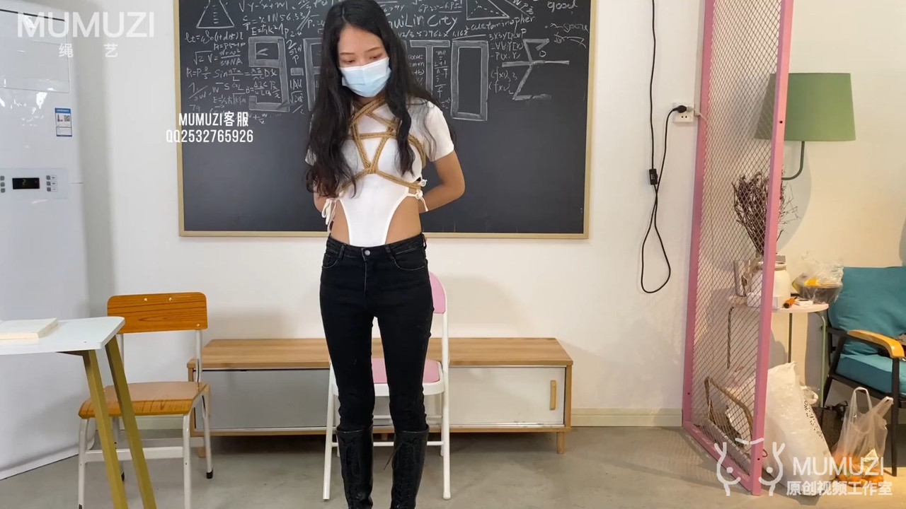 MUMUZI原创 栗子连体衣.mp4_20220317_185141.713