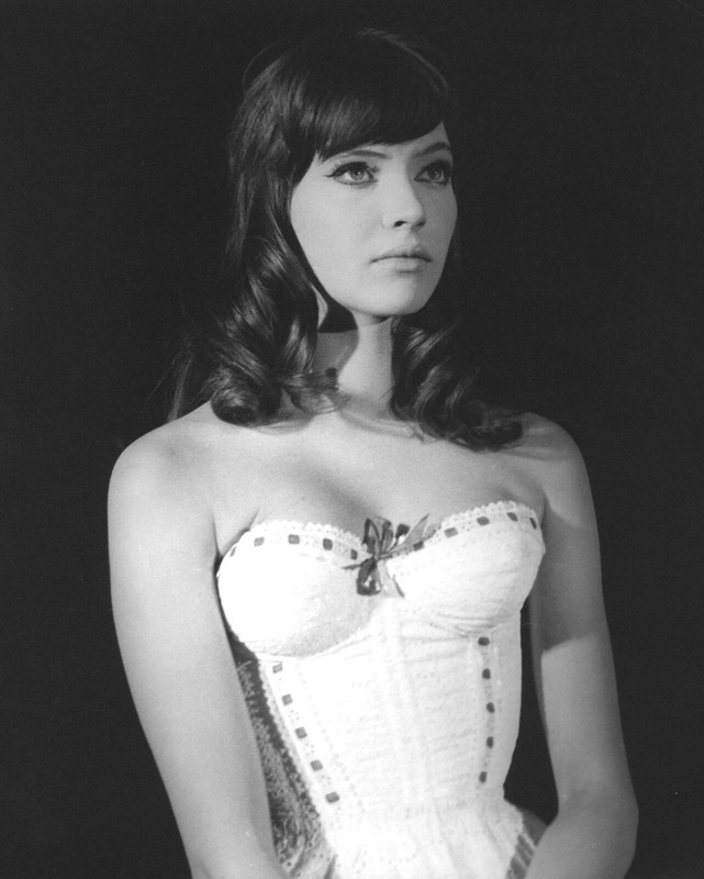 anna karina md72
