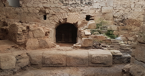 ÉVORA: ESCAVAÇÕES ARQUEOLÓGICAS NAS TERMAS ROMANAS DE ÉVORA PERSPETIVAM FUTURA MUSEALIZAÇÃO DO ESPAÇO
