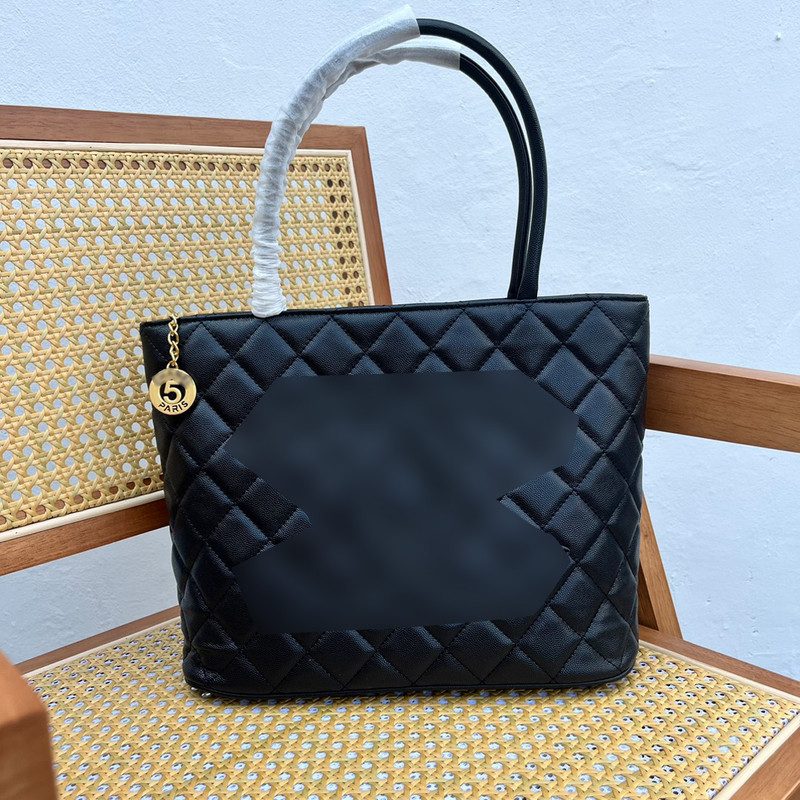 https://i.postimg.cc/kXqVTtkV/Bolsos7.jpg