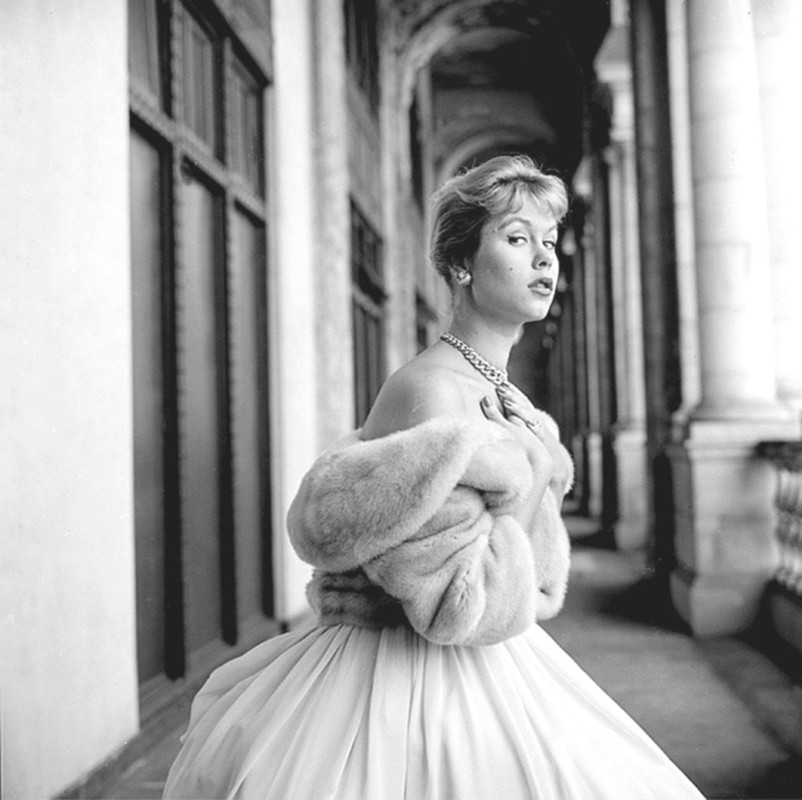 elizabeth_montogomery_b46