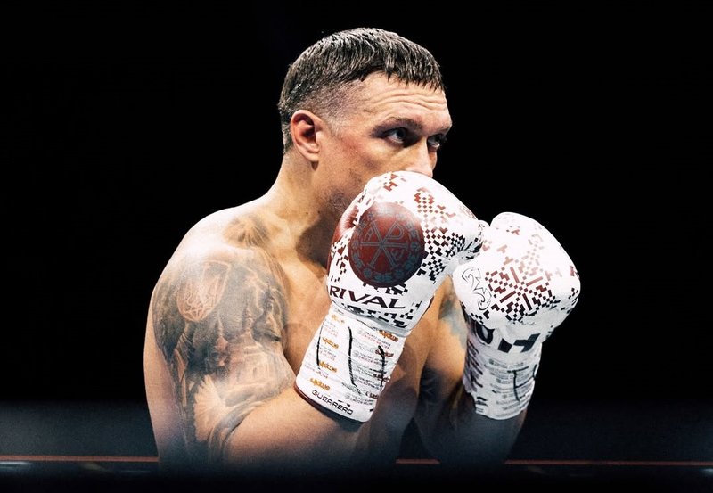 WBO дадоха на Уск 90 дни, за да организира битката с Паркър