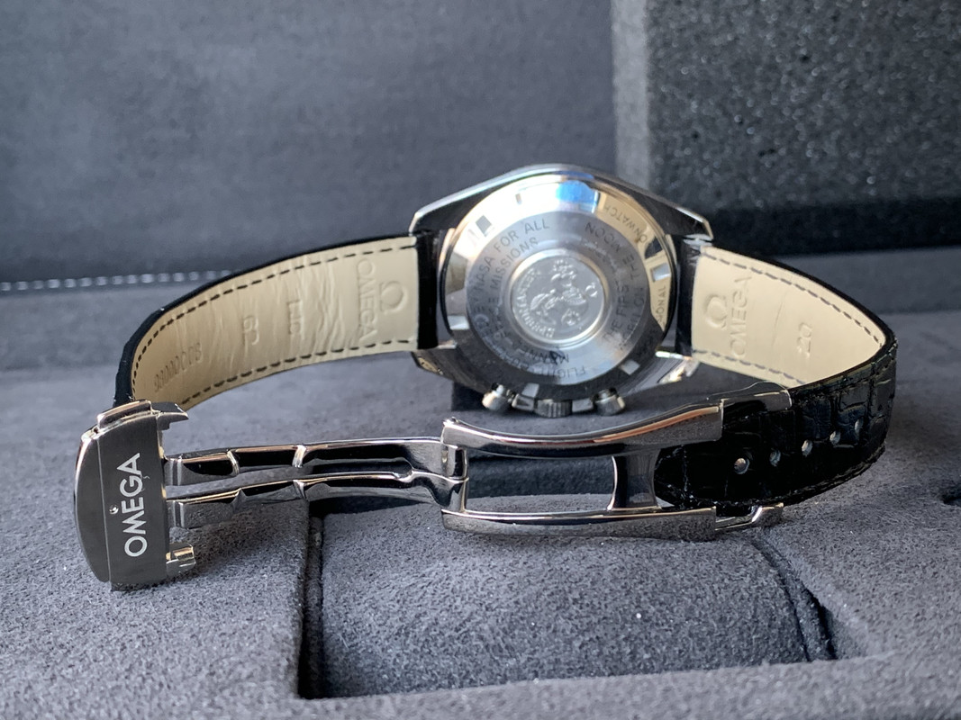 6A4247F9-59B3-45C5-A1D3-1525B03BBF57