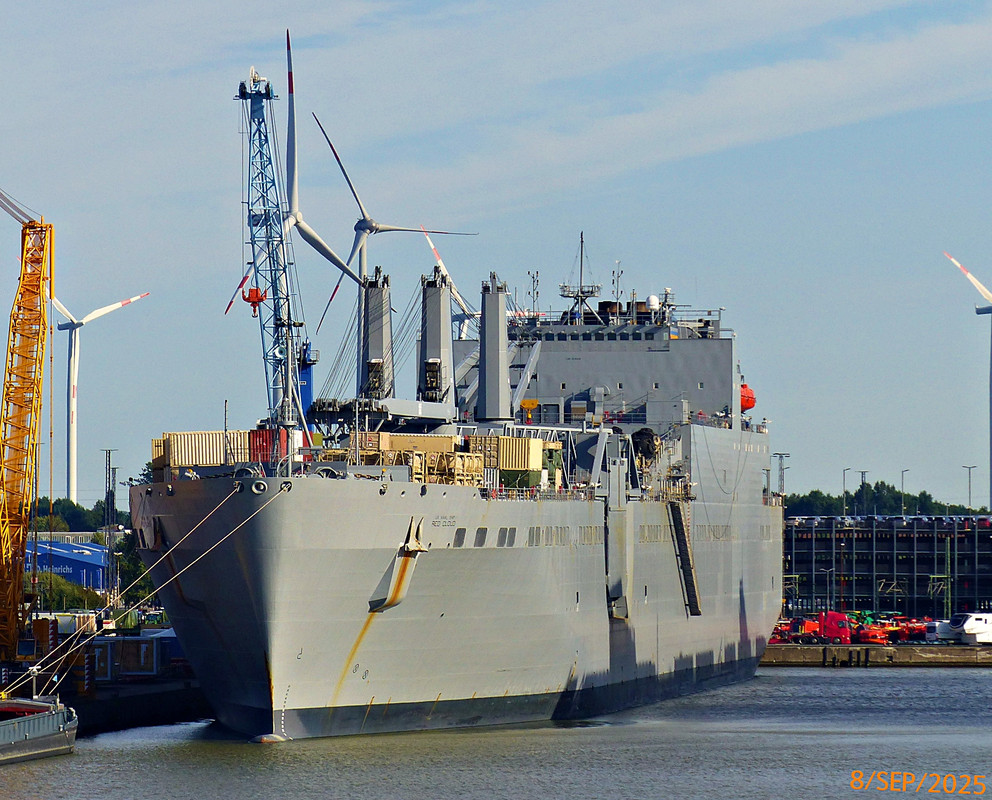 USNS Red Cloud (T-AKR 313)