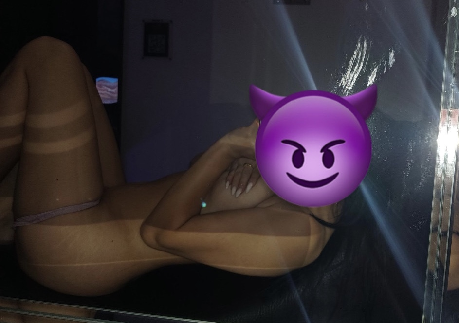 E963-B417-4710-4-BBF-989-E-13-C519-D7629