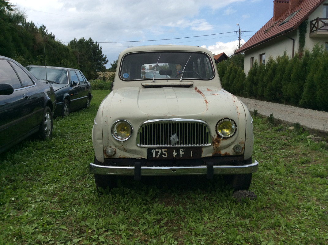 5E9FD44E-7040-4546-AEC3-FDA308DD59A7