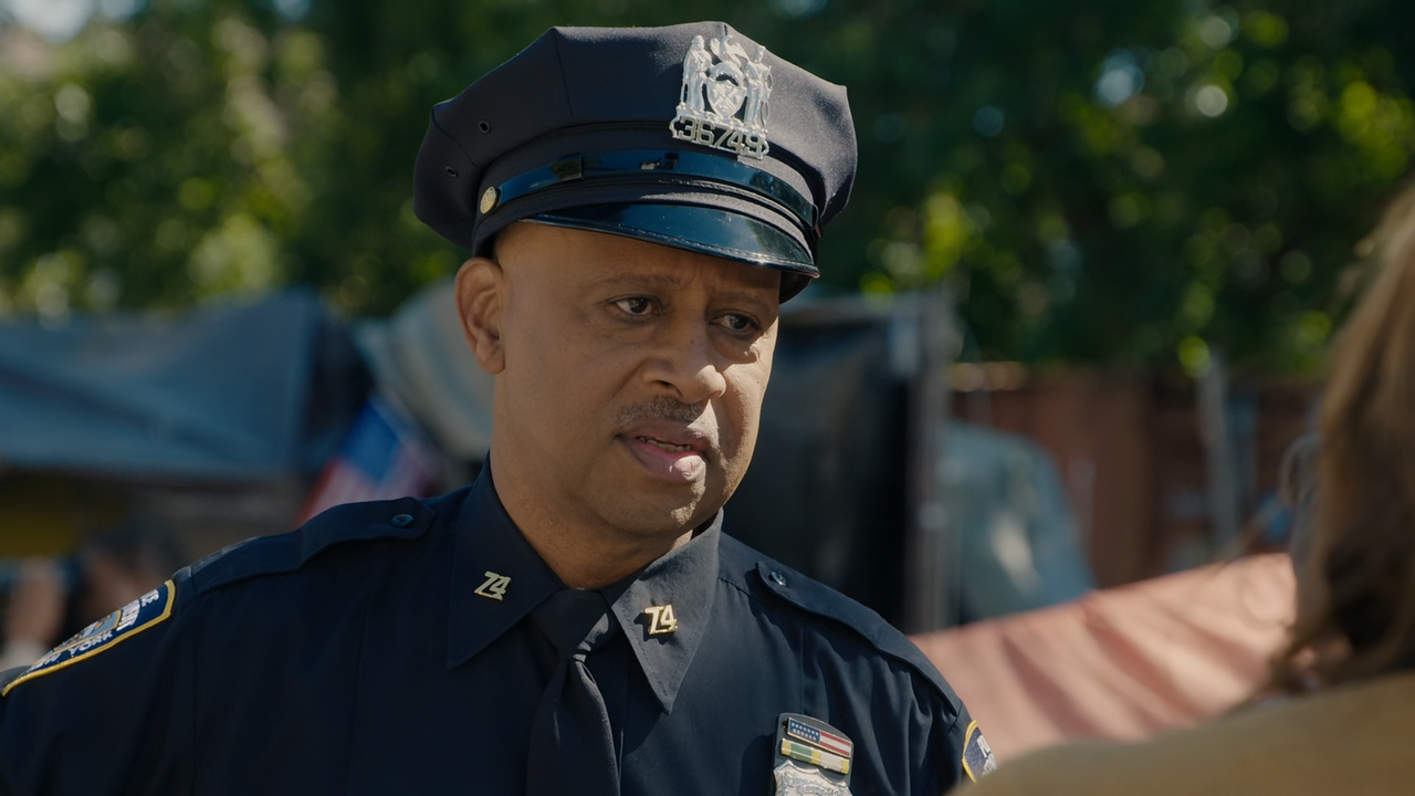 East.New.York.S01E06.Court.on.the.Street.1080p.10bit.AMZN.WEB-DL.DDP5.1.HEVC-Vyndros.mkv_snapshot_03