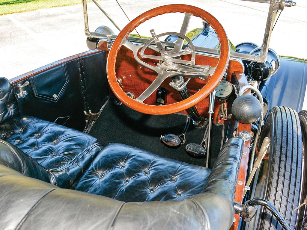 1912 Cadillac Five-Passenger Touring 4