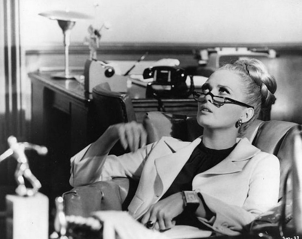 Faye_Dunaway_b33