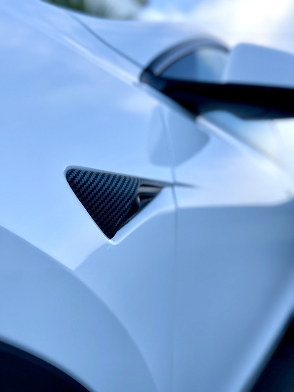 D81C2401-7A4A-41C0-9F6A-38F0C87A5384