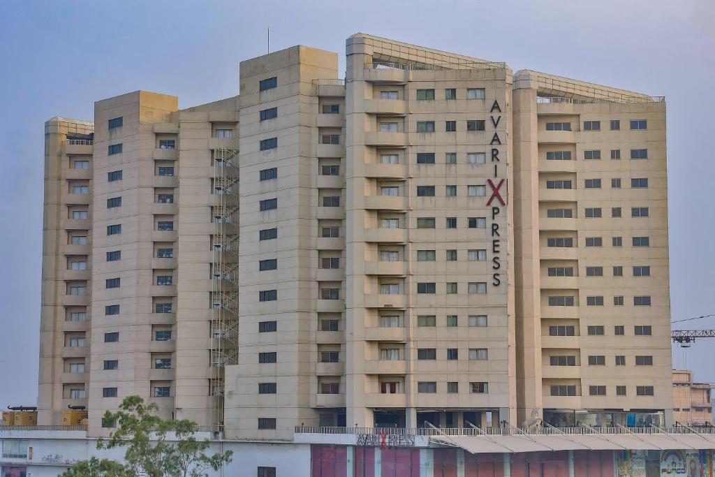 Avari Xpress Gulberg