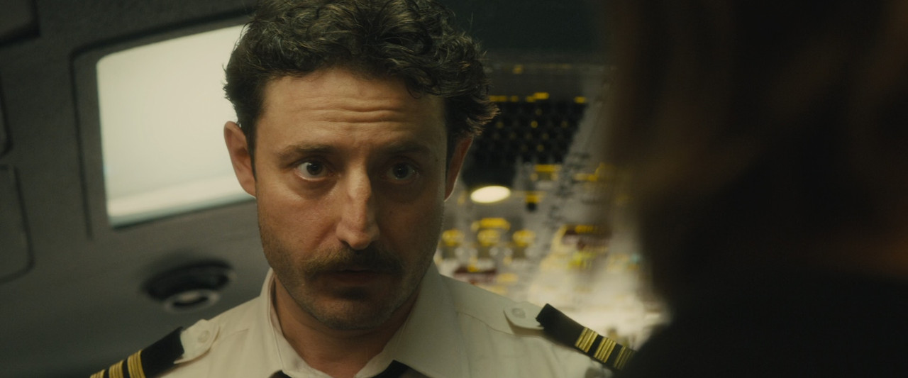 World War Z 2013 Unrated (1080p x265 10bit Tigole).mkv_snapshot_