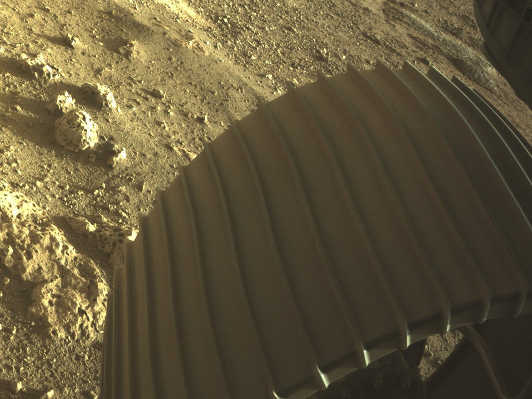 "Perseverance" Rover (Mars - krater Jezero) : Novih 7 MINUTA TERORA  - Page 3 7