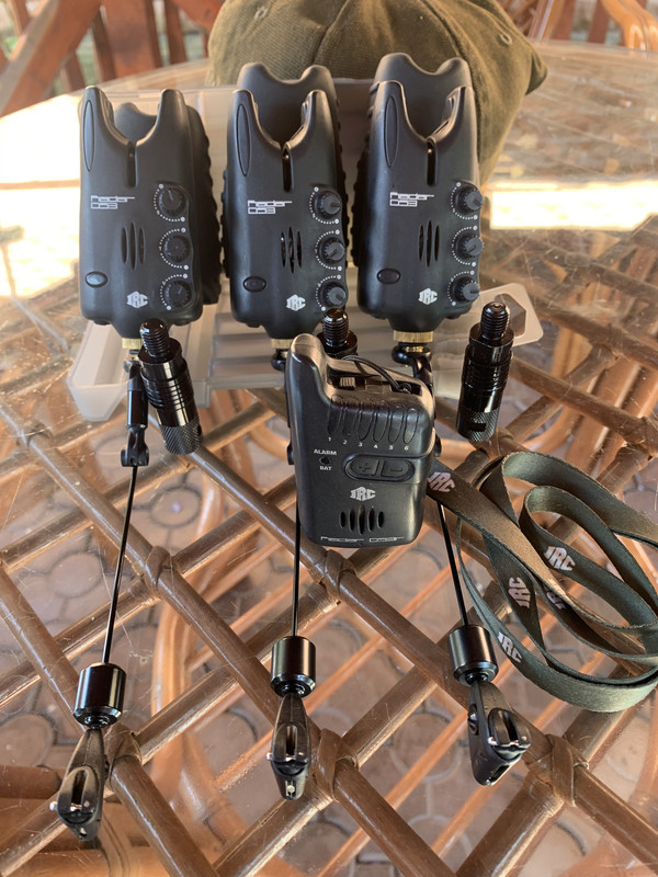 2172573A-F320-41B7-9C54-19F0B9713F76